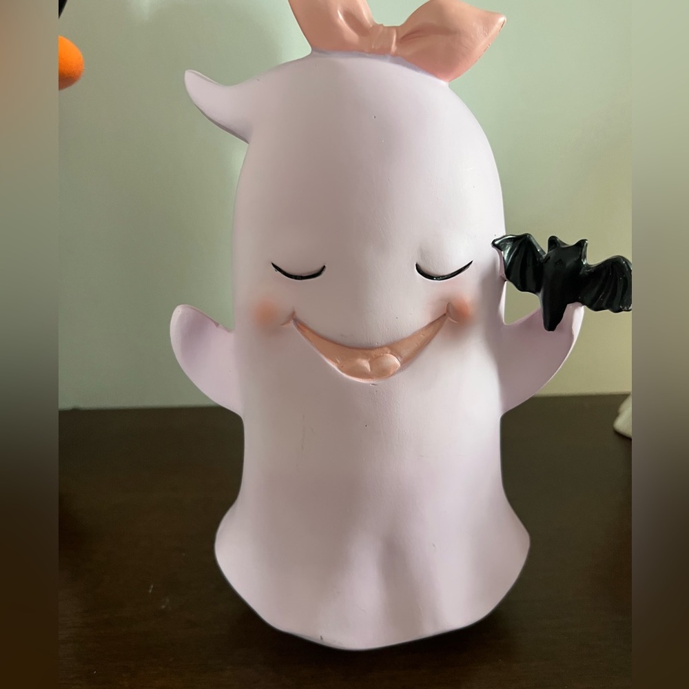 Pink ghost girl rare super cute.